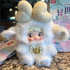 Fluffy White and Cream Plush Nommi Doll